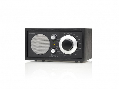 Радиоприемник Tivoli Model One BT Цвет: Черный/Черный/Серебро [Black/Black/Silver]