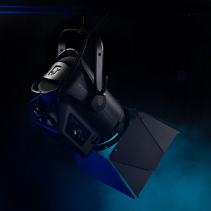 LED прибор Cameo F4 FC LED прибор Cameo F4 FC