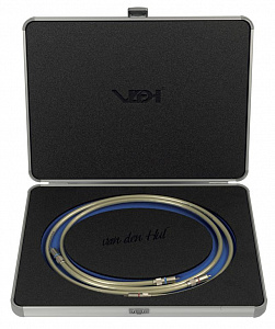 Кабель межблочный аналоговый RCA Van den Hul The Platinum Hybrid Mk II Balanced. Длина 1,2 метра Кабель межблочный аналоговый RCA Van den Hul The Platinum Hybrid Mk II Balanced. Длина 1,2 метра