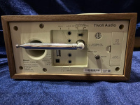 Радиоприемник с часами Tivoli Model Three BT