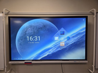 Монитор 75" (интерактивная панель)
