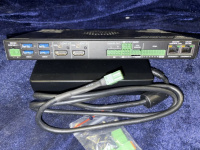 Матричный коммутатор Lightware UCX-4x2-HC30