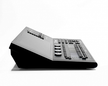 Цифровая консоль управления Exell Lighting EXLCONSOL8