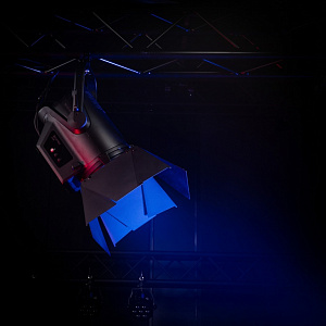 LED прибор Cameo F4 FC LED прибор Cameo F4 FC