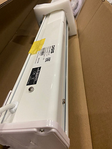 Экран настенный с электроприводом Digis DSEES-16904W_70