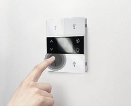 Термостат KNX EAE INT-RCT4-0201B1