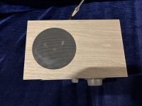 Радиоприемник с часами Tivoli Model One+