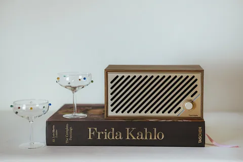 Tivoli Audio Model Two Digital: звук вне времени и моды